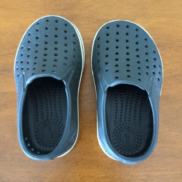 Native Shoes toddler C6 - Picture 6 of 7